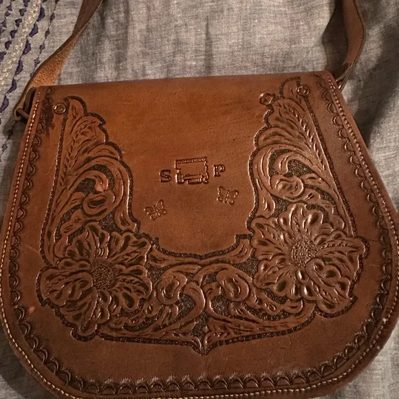 Beautiful genuine leather crossbody bag - Picture 2 of 5
